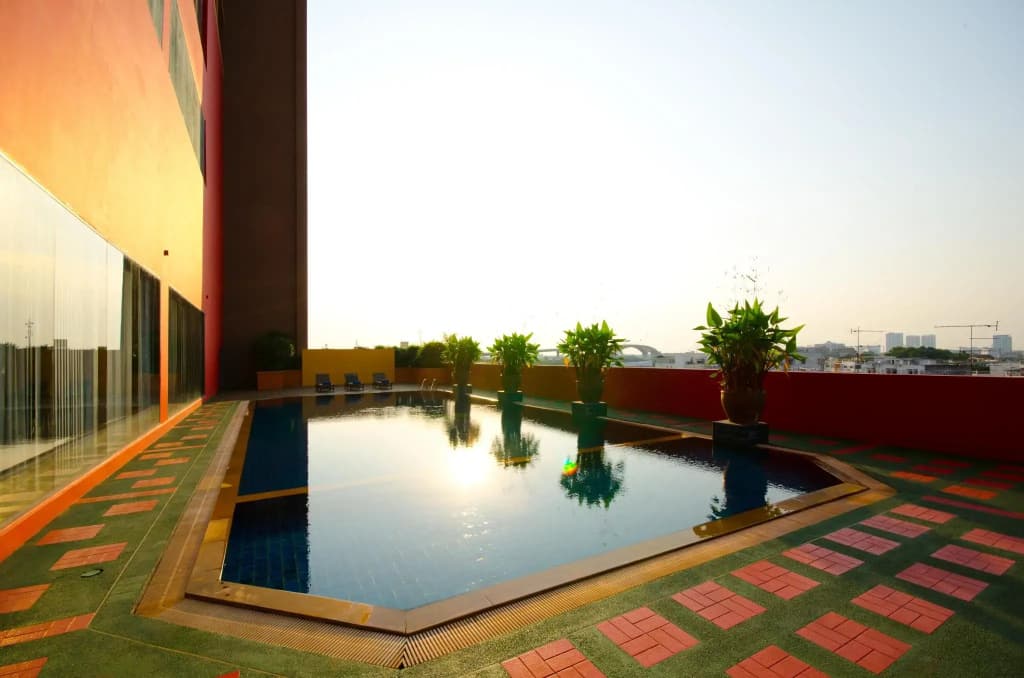 Tongtara Riverview Hotel - photo 17