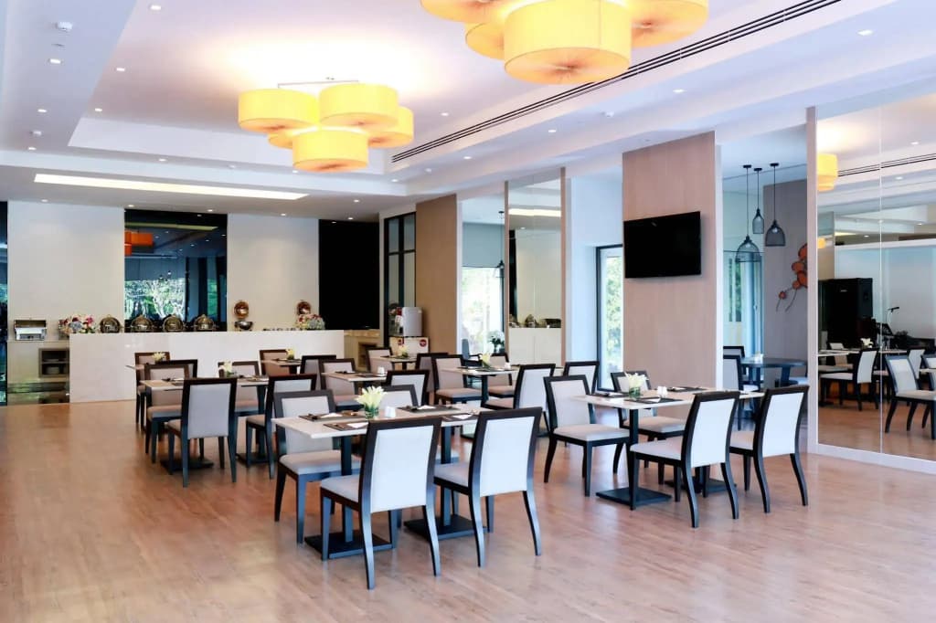 Louis' Tavern Hotel Don Muang - photo 20