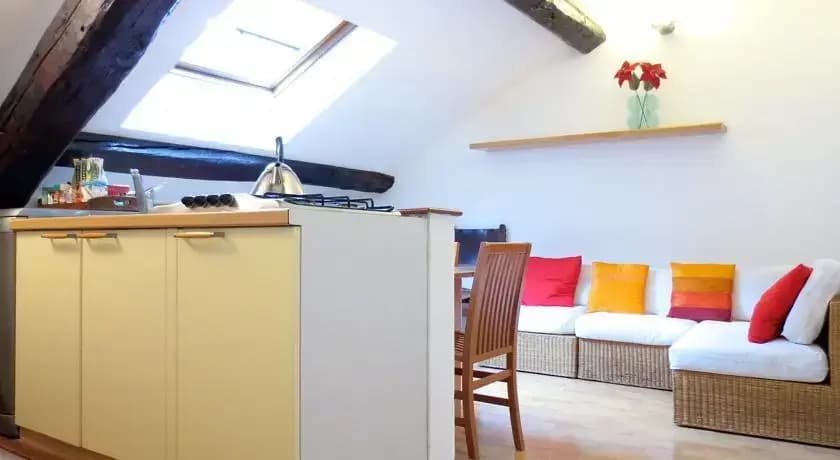 Temporary House - City Centre 2 - photo 5