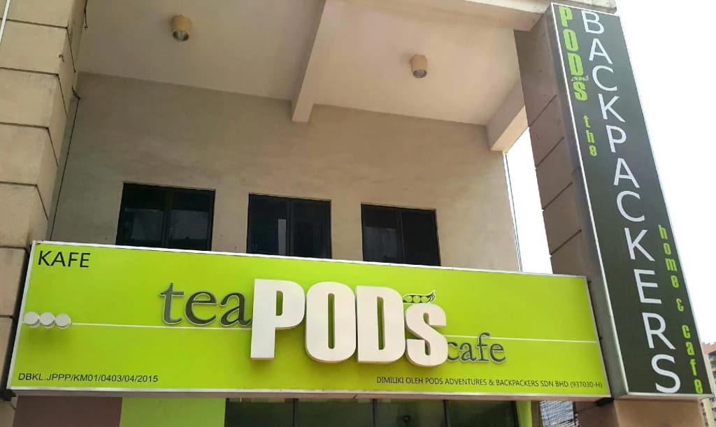 PODs The Backpackers Home & Cafe - photo 1