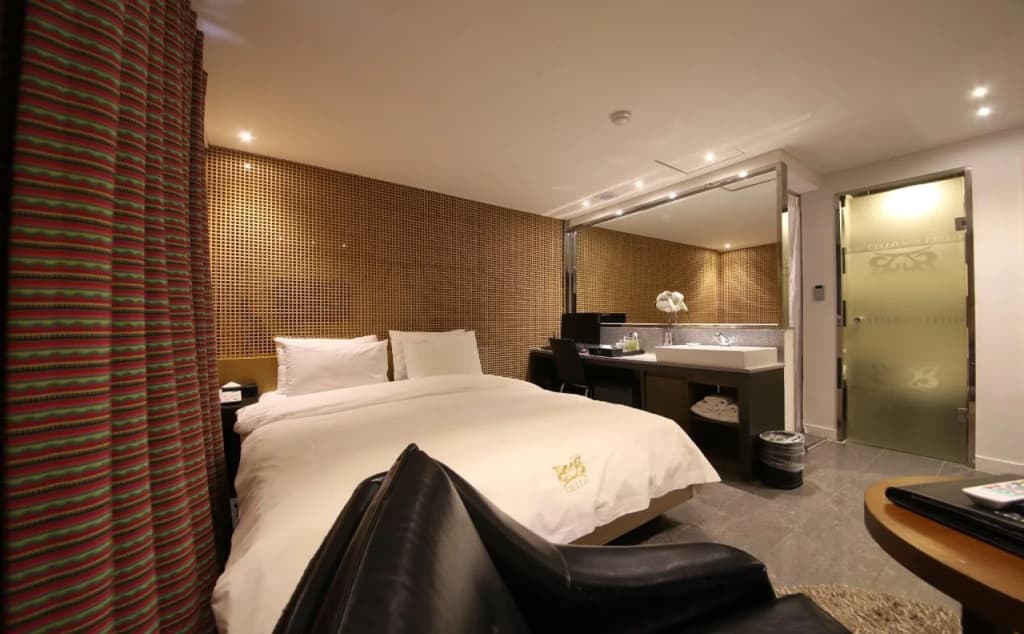 Cello Motel - photo 2