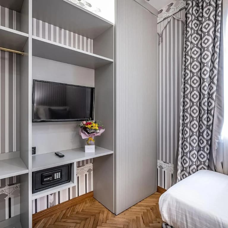 Hotel Duomo Firenze - photo 46
