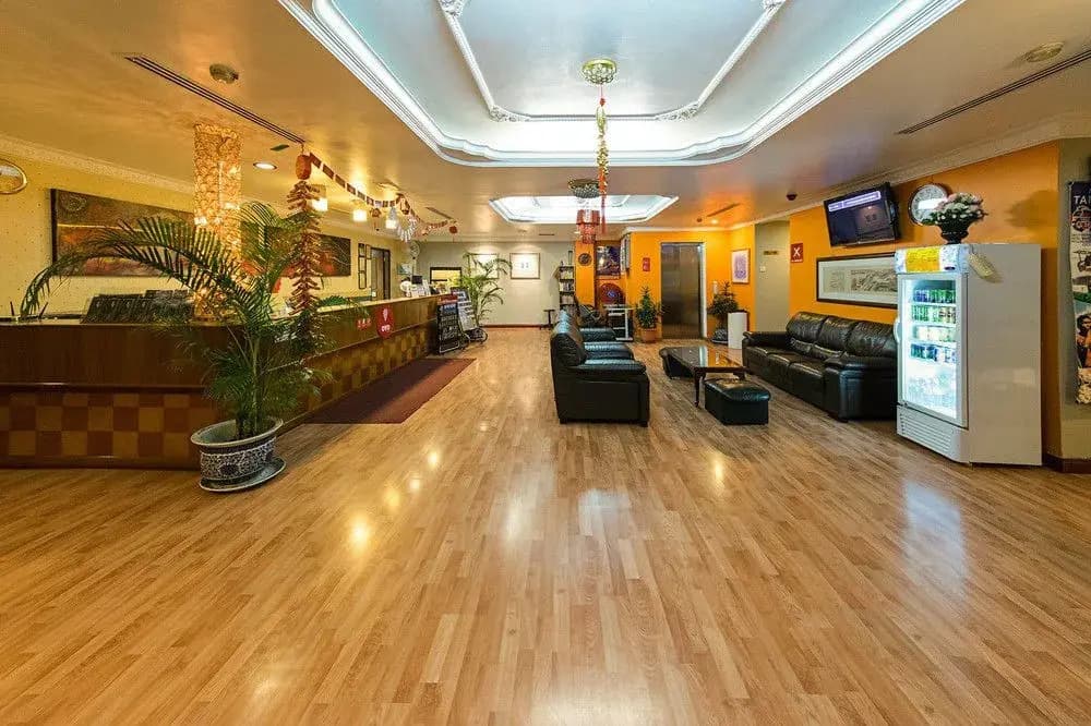 OYO 111 Hotel China Town Inn - photo 1