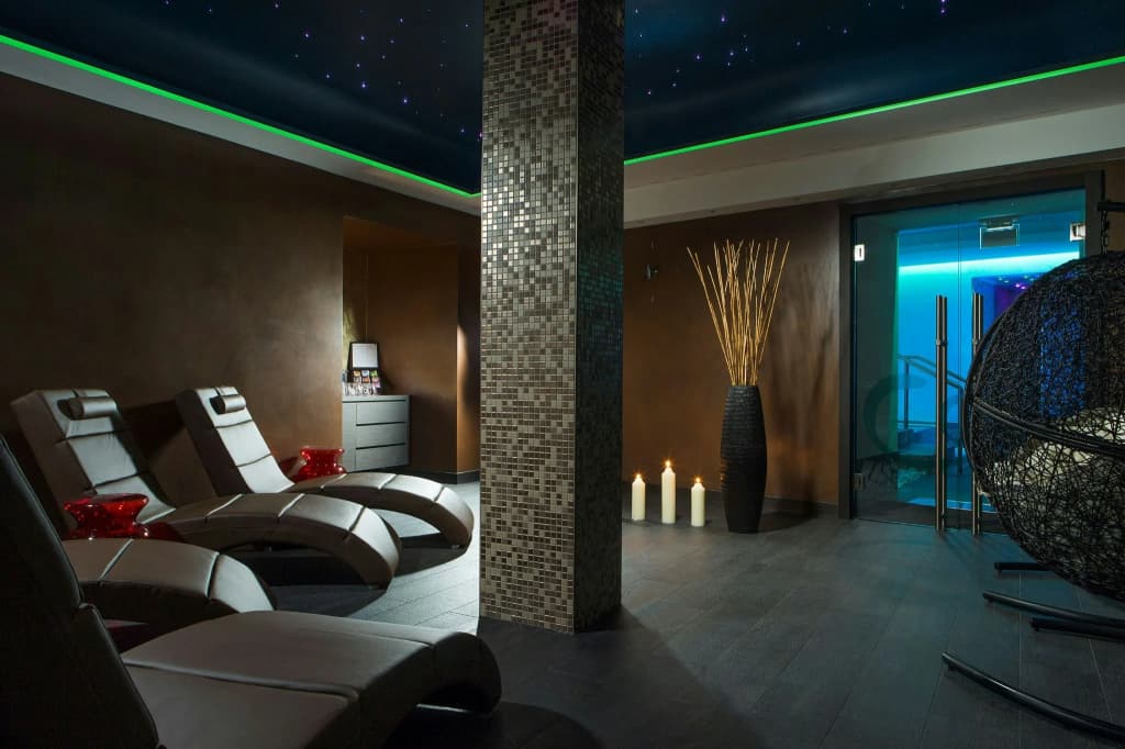 Hotel Artemide - photo 16