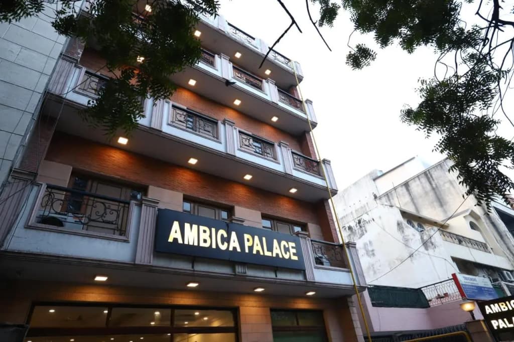 Hotel Ambica Palace - photo 14