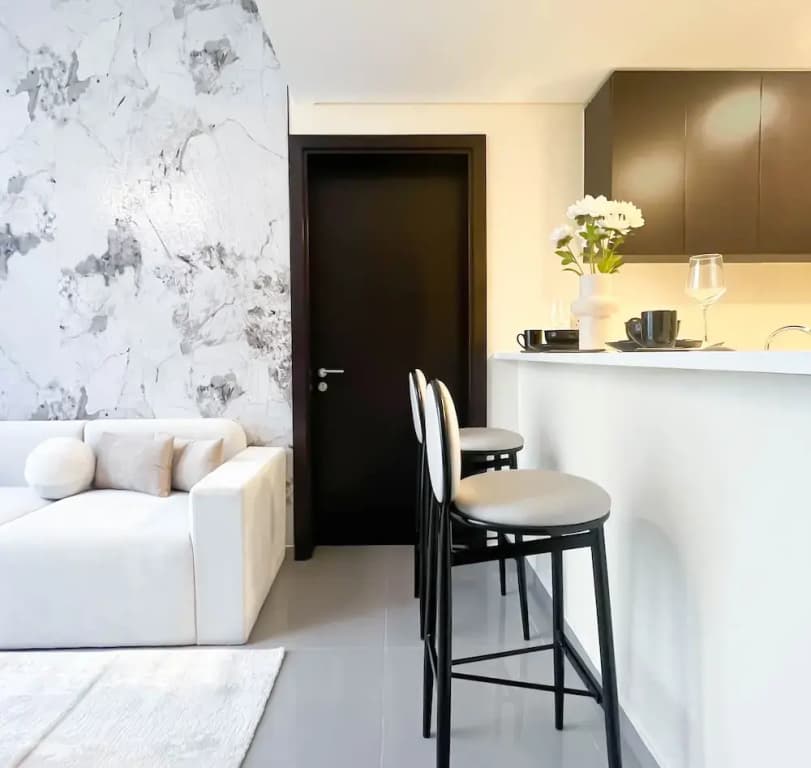 Luxury 2BR in Merano Tower Stunning City Views - photo 1
