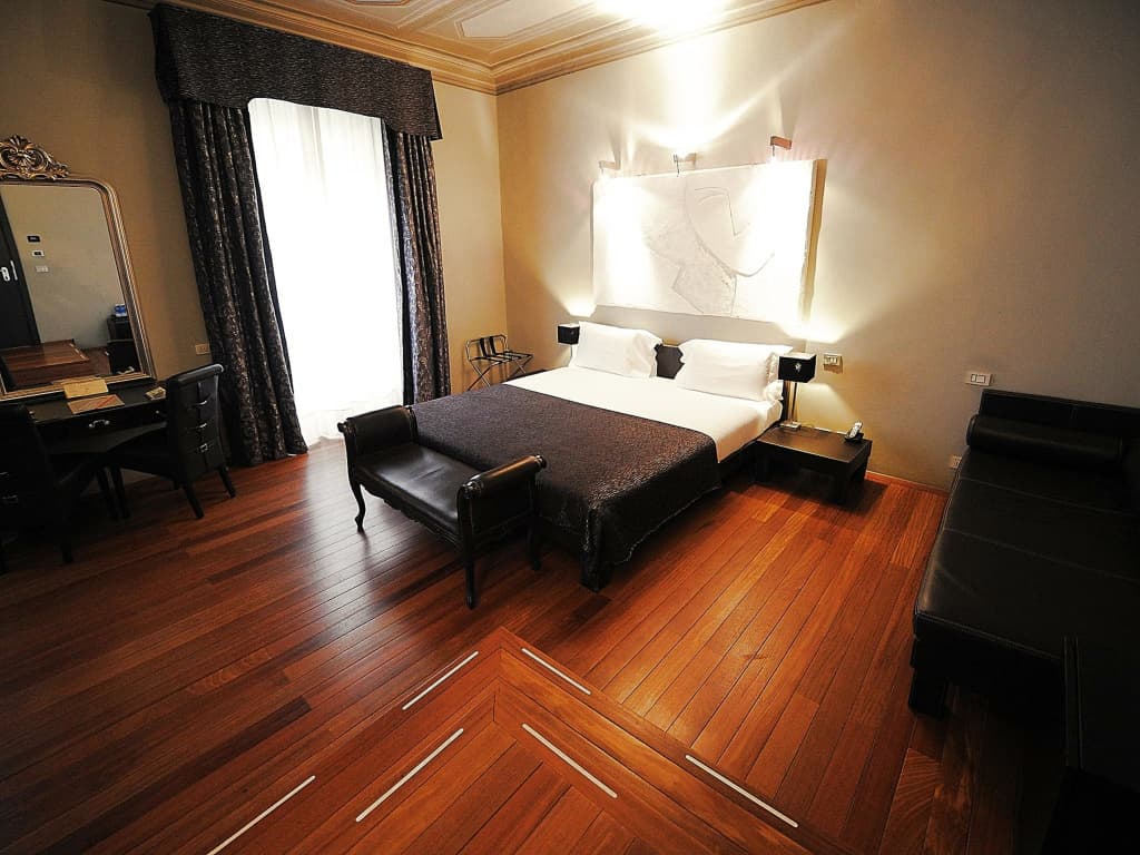 Borghese Palace Art Hotel - photo 4