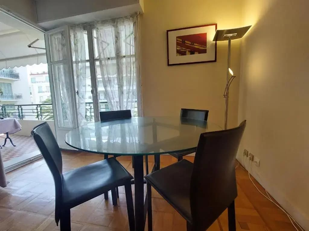 BH - CAPITOL - Central 2 Bedrooms 5 Peoples - photo 15