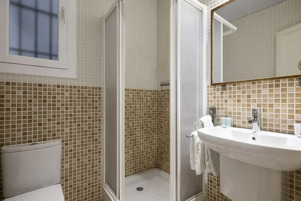Uma Suites Eixample Barcelona - photo 9