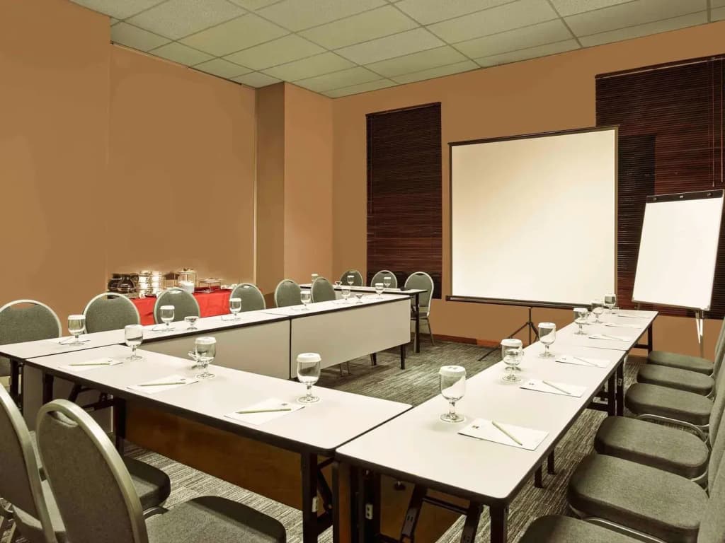 Swiss-Belinn Cawang - photo 21