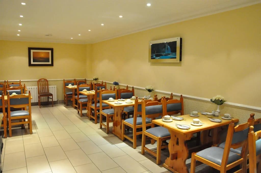 Olympic House Hotel - photo 14