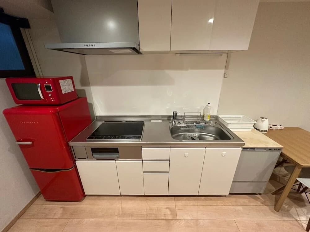 Shimanouchi Luxury Apartment - photo 15