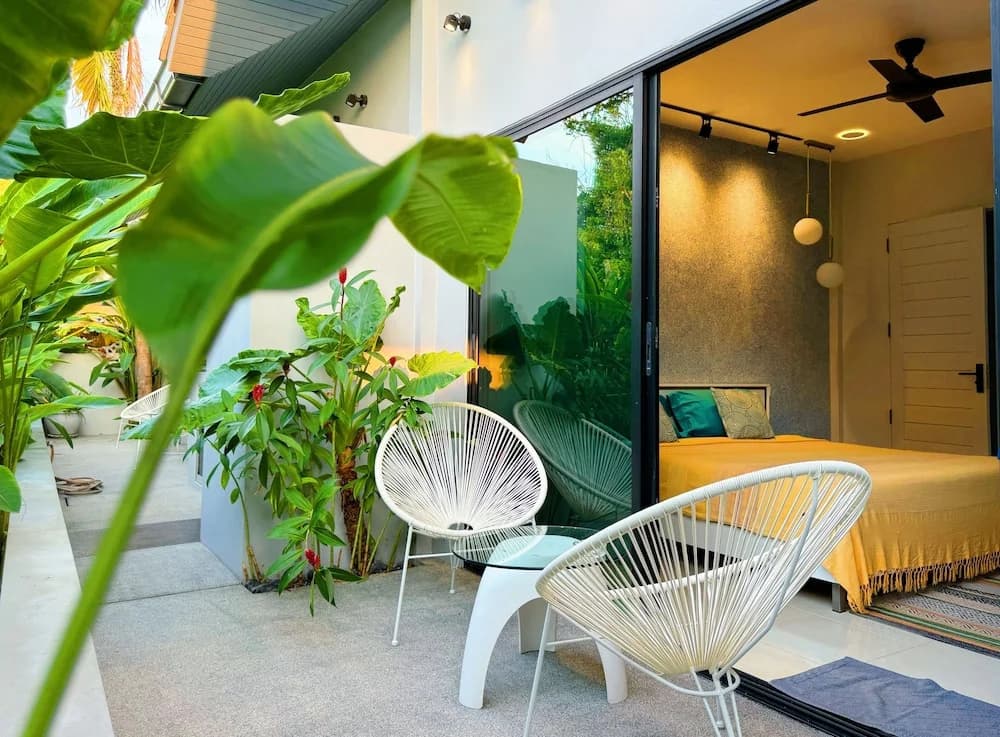 Stylish 3br Pool Villa Walk to Beautiful Naiyang Beach - photo 1