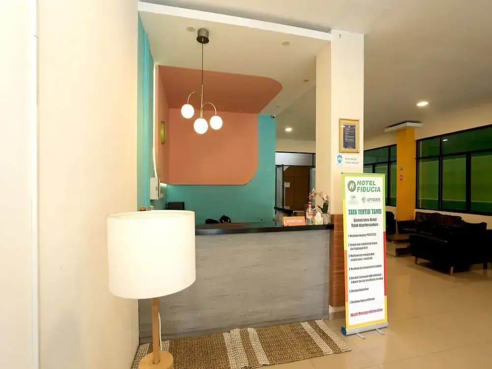 Super OYO Collection O 92130 Hotel Fiducia Kaji - photo 12