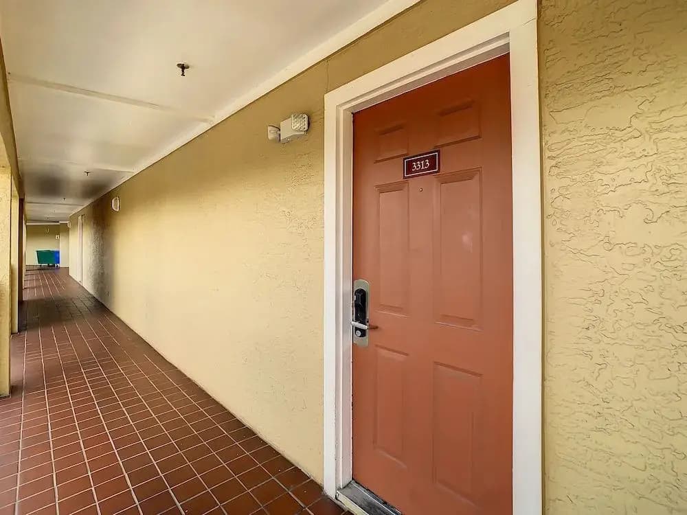 Condo - photo 10
