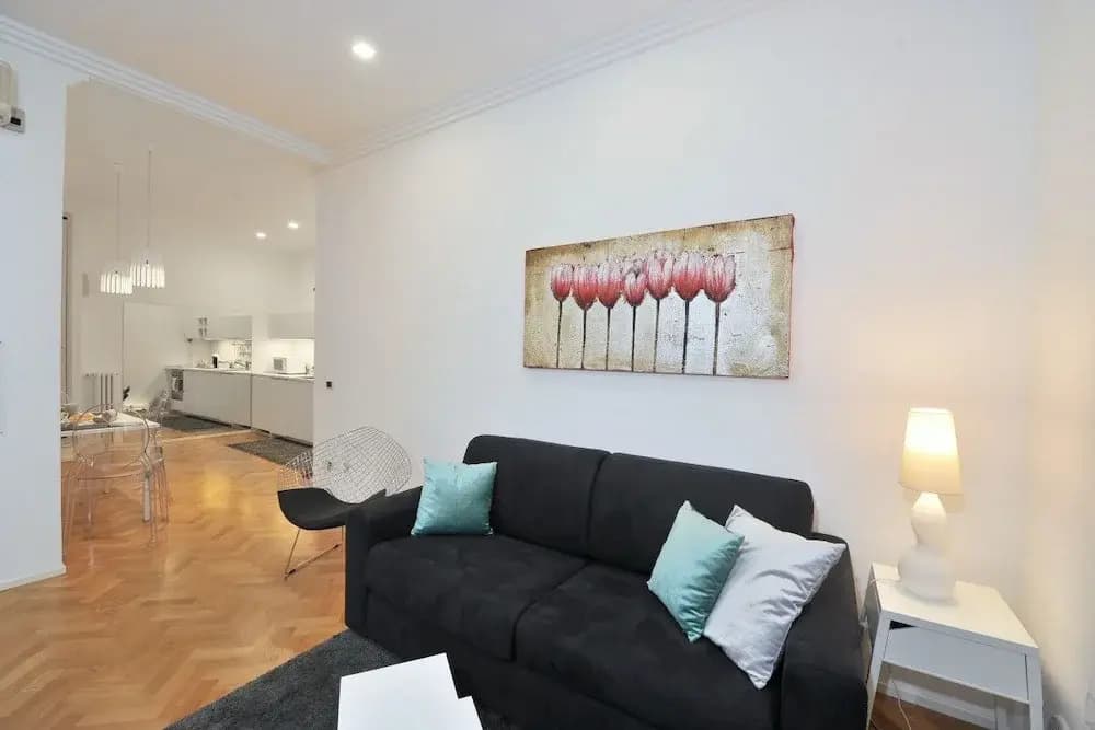 Modern & Central 1bed Flat in Amazing Location! - photo 3