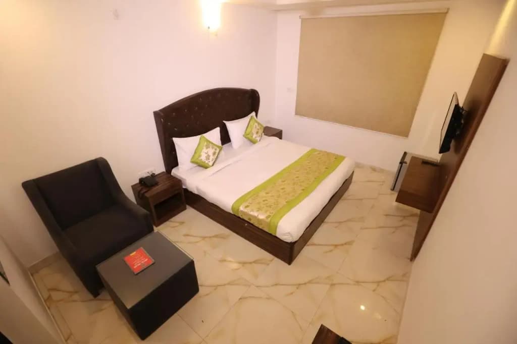 Hotel Milan by Foxi Group-Delhi Airport - photo 4