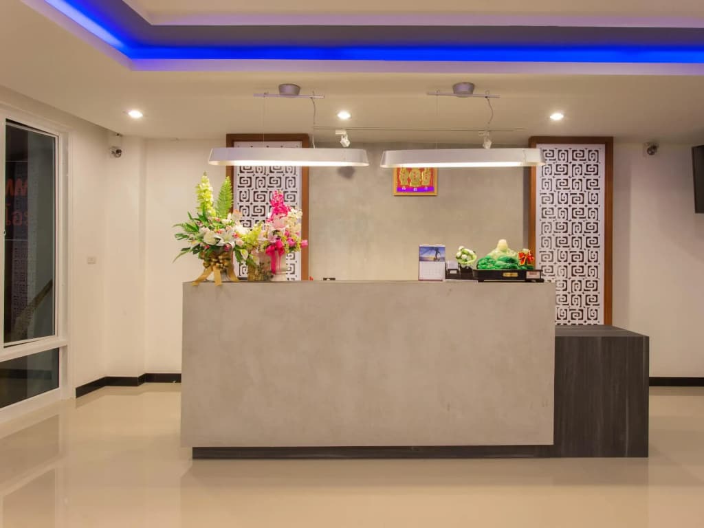 Krabi Inn And Omm Hotel - main photo