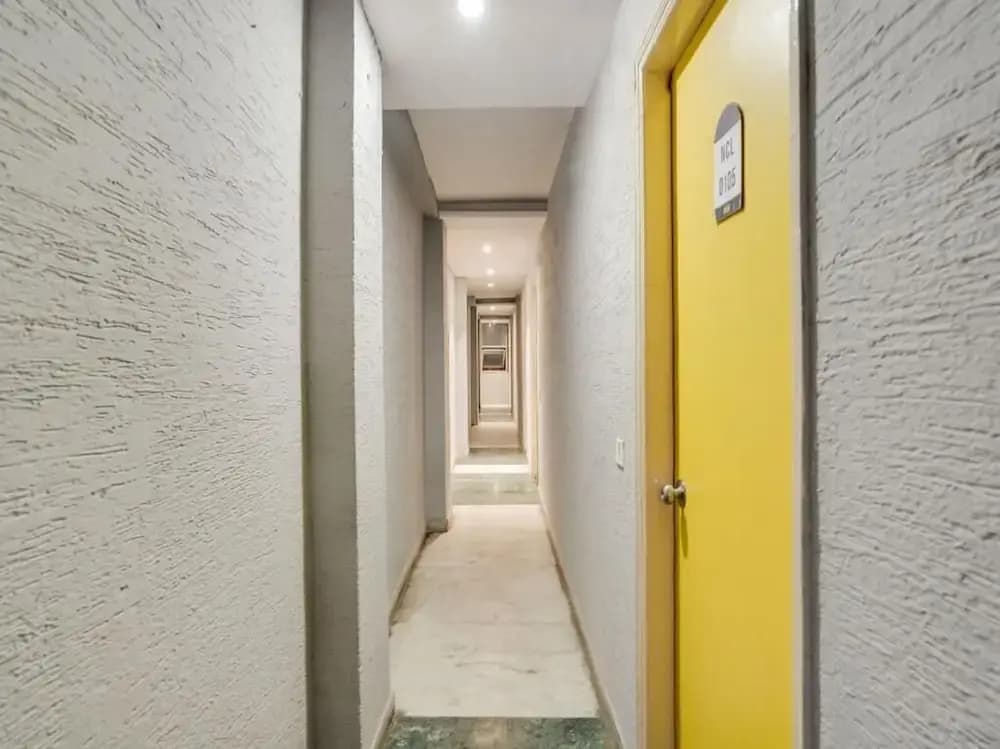 Hotel Midtown - photo 14