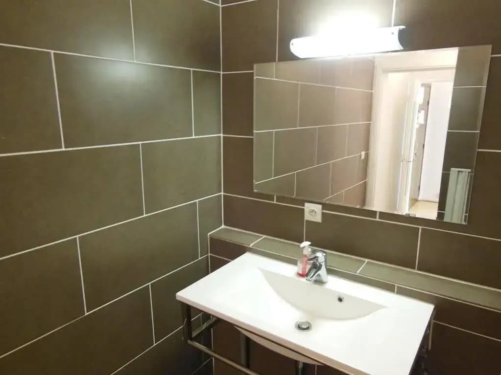 Sacre Coeur Apartment - photo 10