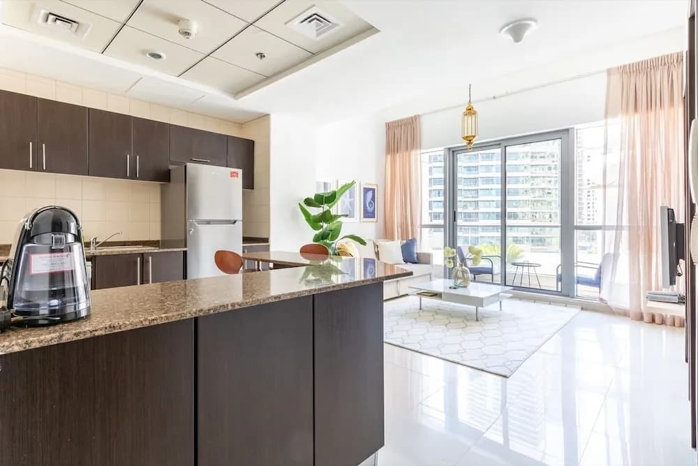 Flashy & Vibrant 1BR Apartment in Dubai Marina! - photo 14