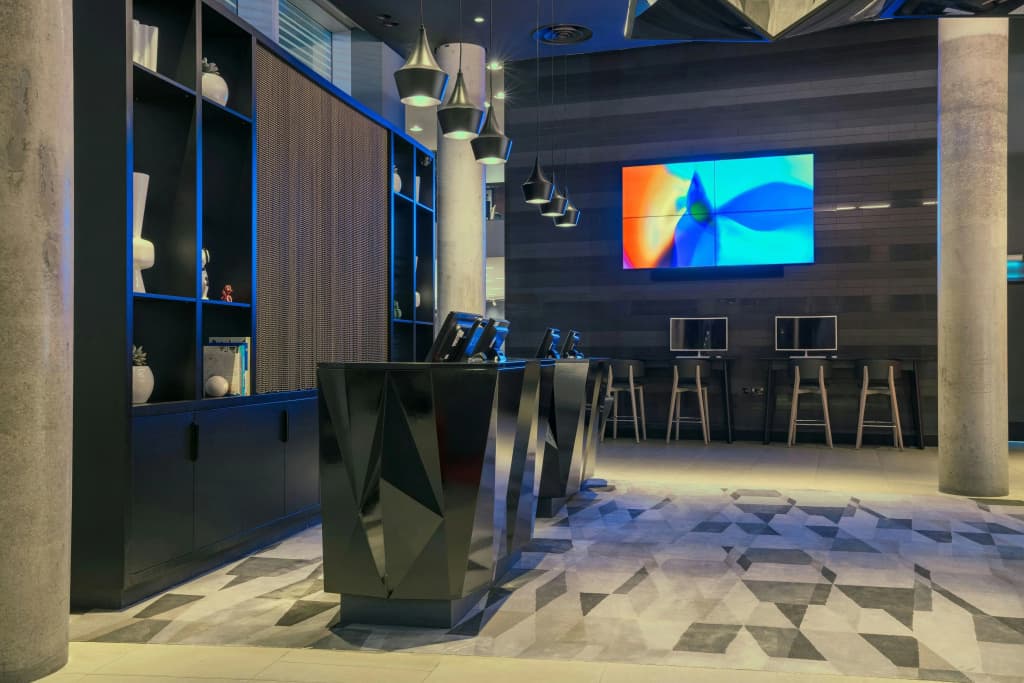 Aloft by Marriott London Excel - photo 17