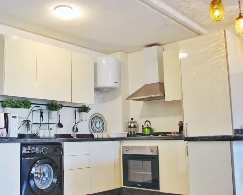 Foch Apartment - photo 15