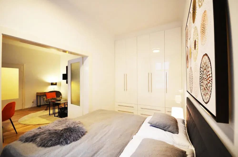 Cozy Apartment near The Town Hall Vienna - photo 3