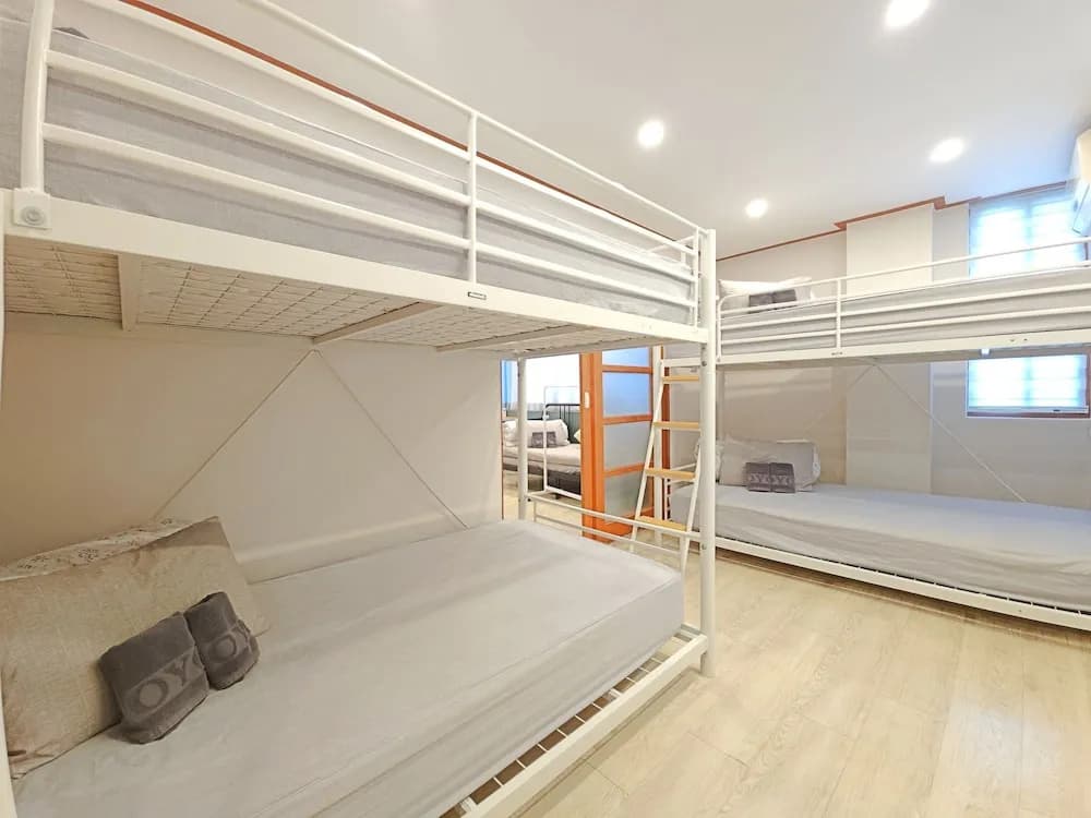 OYO Rooftop Hostel - photo 13