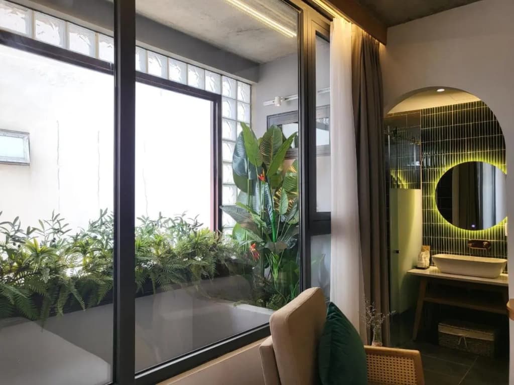 Leaf Beachfront Hotel Da Nang - photo 38