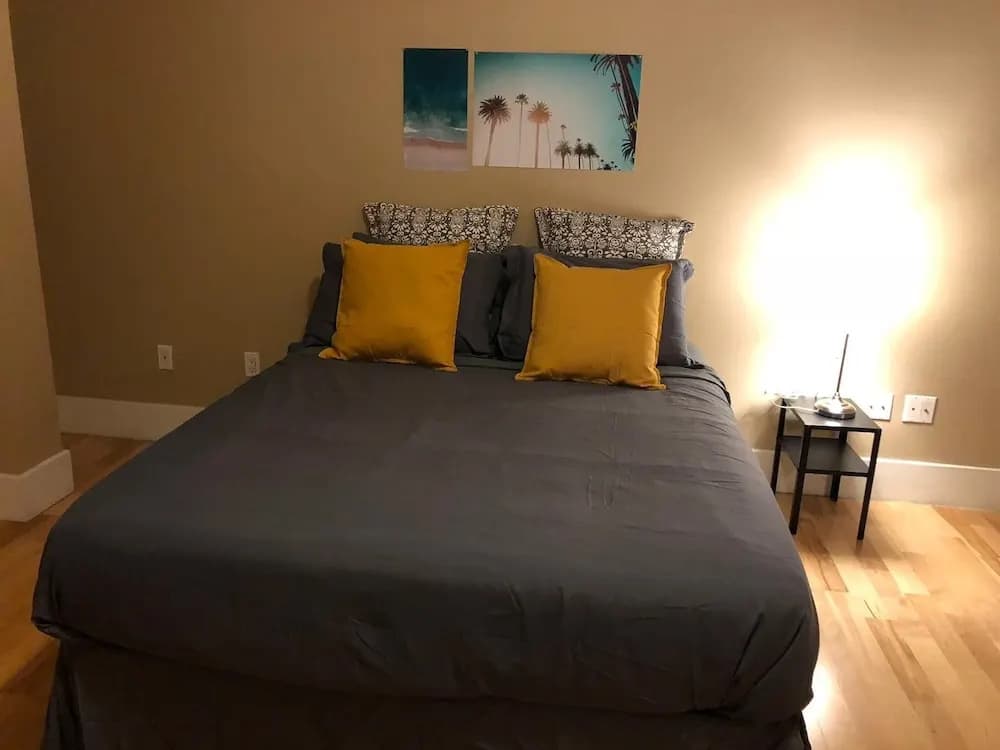 Awesome Stay in Hollywood Blvd - photo 2