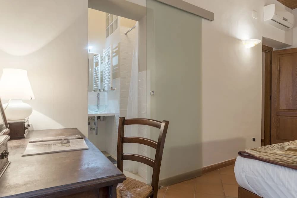 Villa Borghese Roomy Flat - photo 14