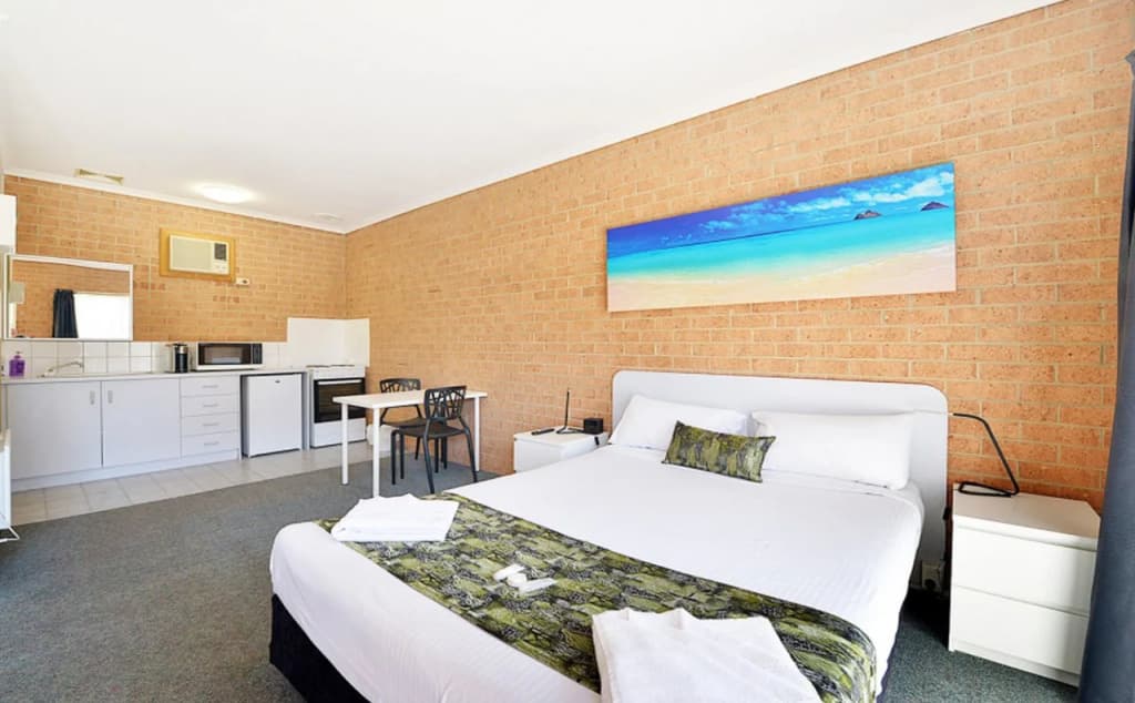 Cranbourne Motor Inn - photo 5