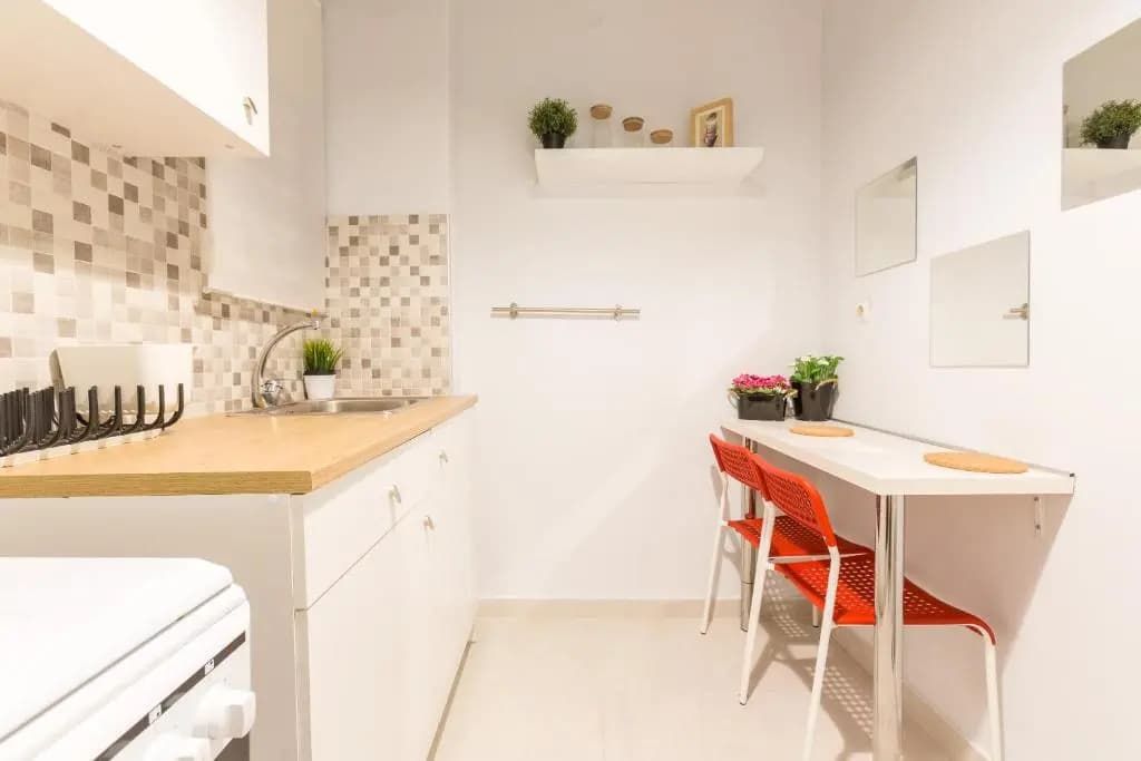 Cute flat in Central Athens - photo 14