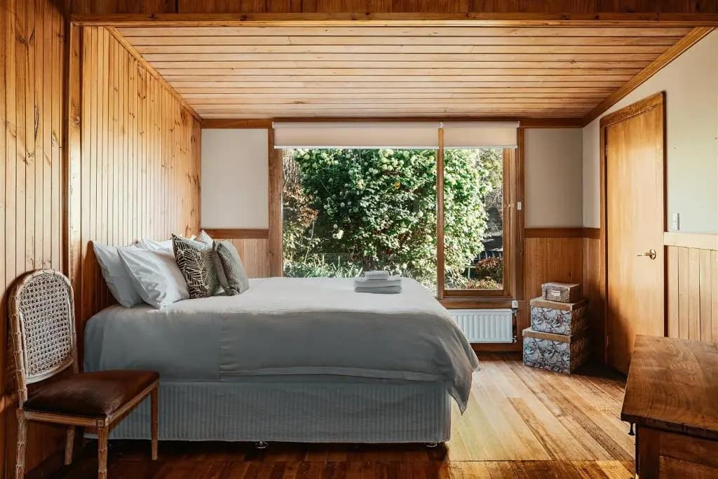 Kangaroo Manor - main photo