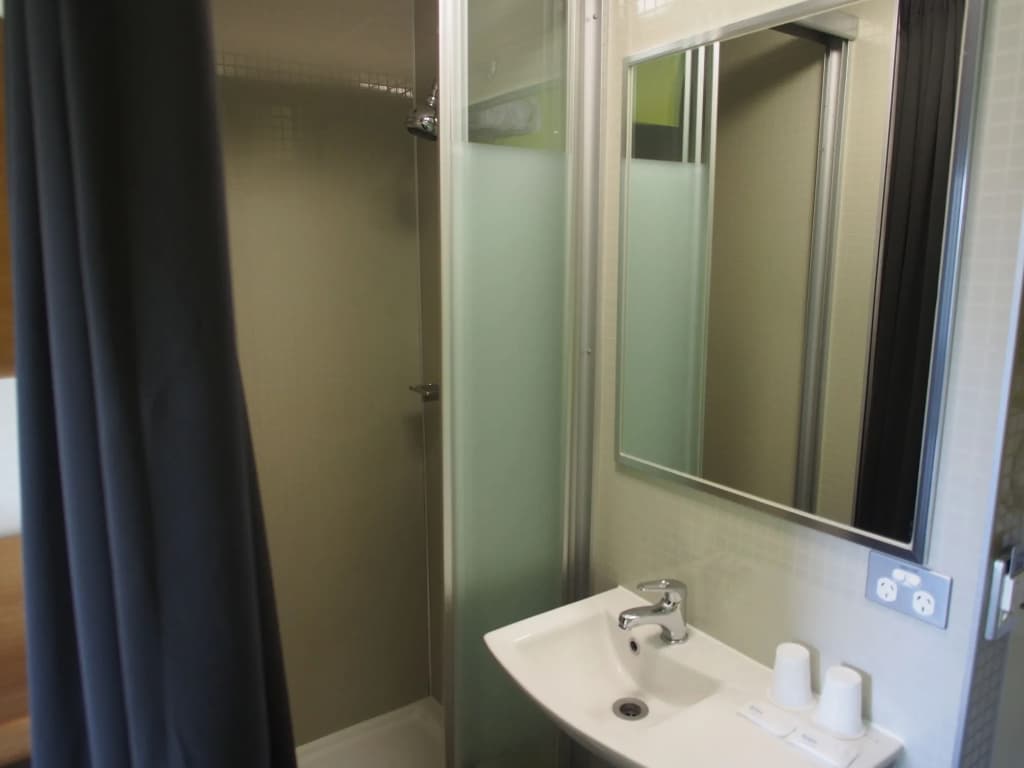 ibis budget Sydney Olympic Park - photo 10
