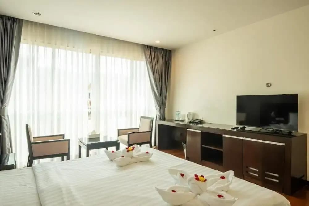 Yenna Apartment - photo 14