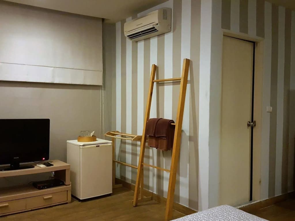 Limburi Hometel - photo 3