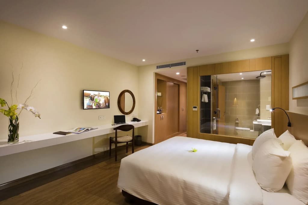 Starcity Bayfront Nha Trang Hotel - photo 48