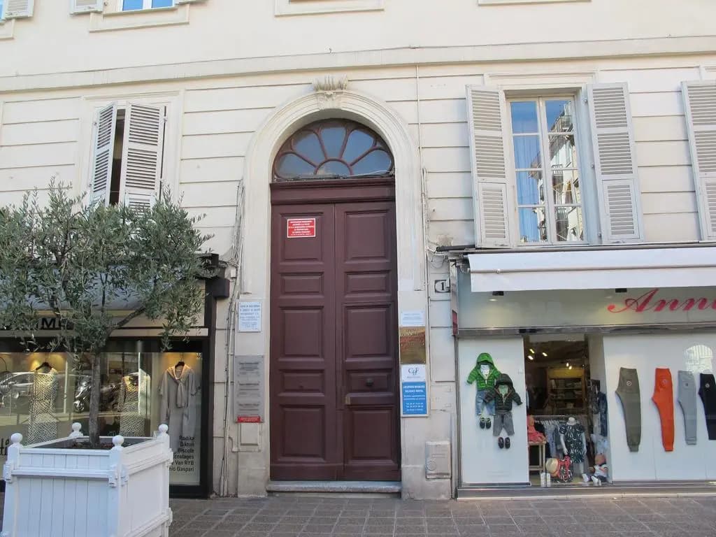LOCATION VACANCES NICE - Appartements Nice Centre Carré d’Or - main photo
