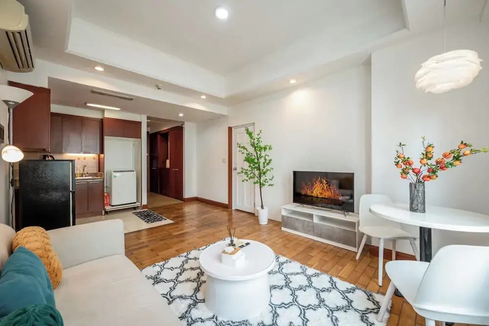 THE MANOR Premier Residence - photo 20