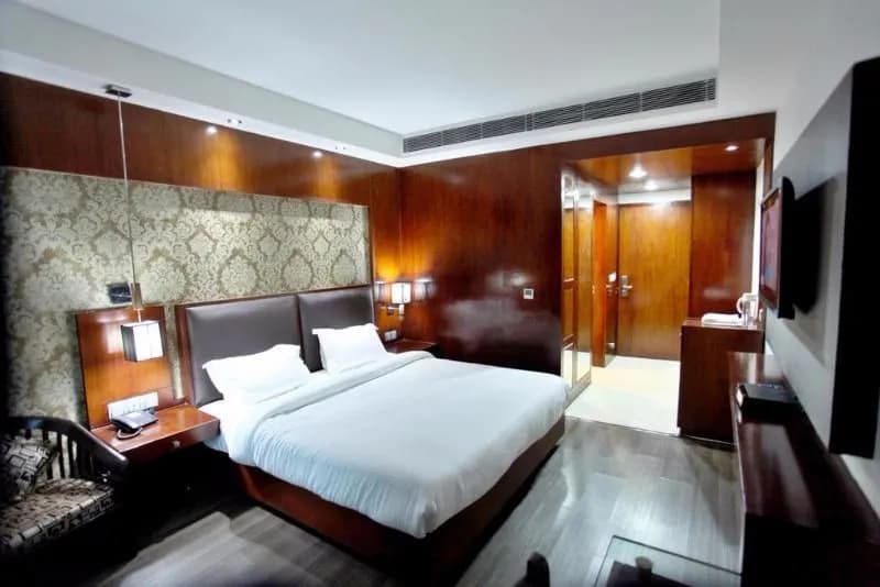 Hotel Shuhul Continental - photo 4