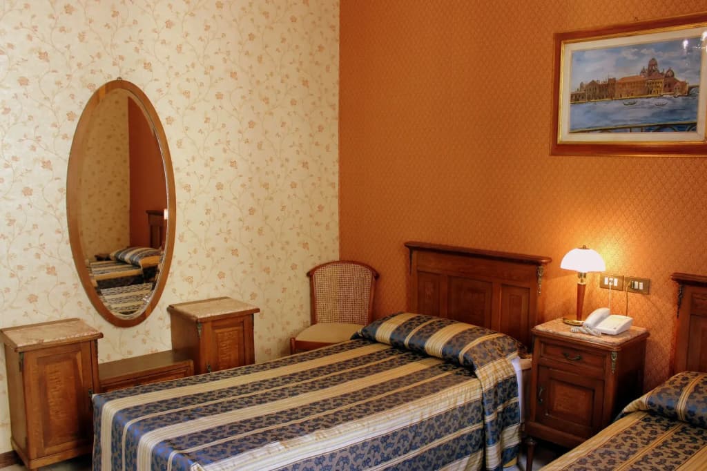 Hotel Beatrice - photo 6