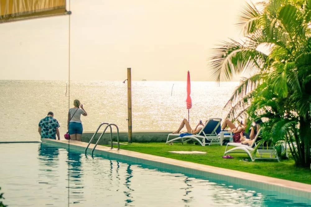 Le Divine Comedie Beach Resort - photo 13