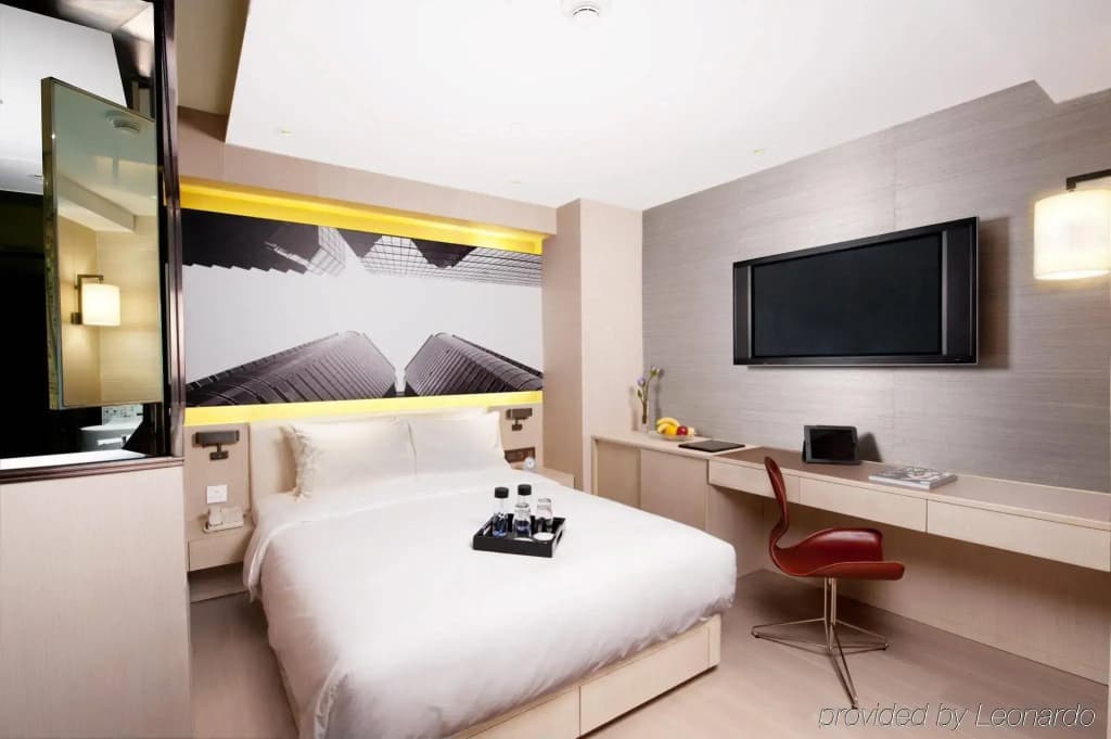 Butterfly on Waterfront Boutique Hotel Sheung Wan - photo 7