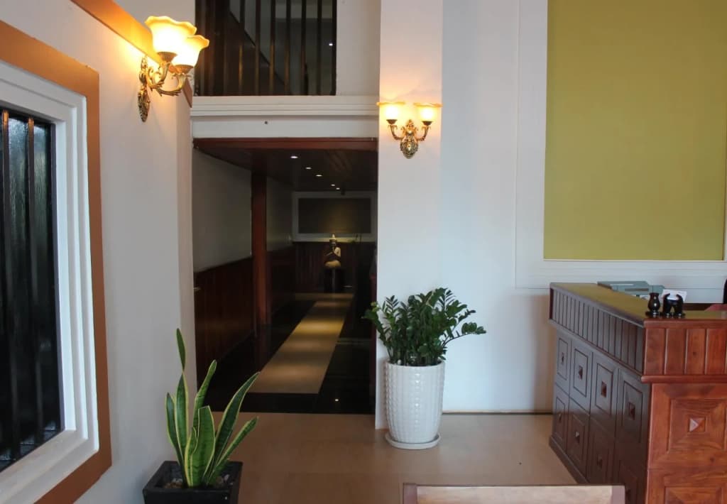 Suorkear Hotel - photo 1