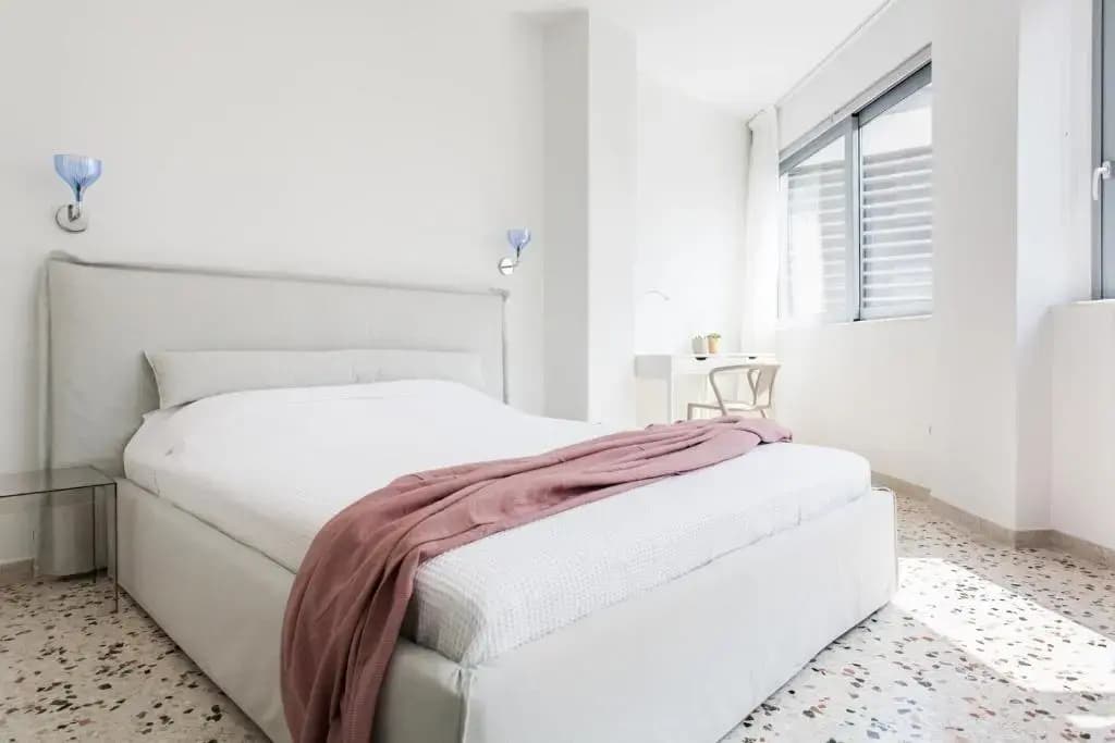 Stylish & perfectly located apartment, (Ermou st) - photo 5