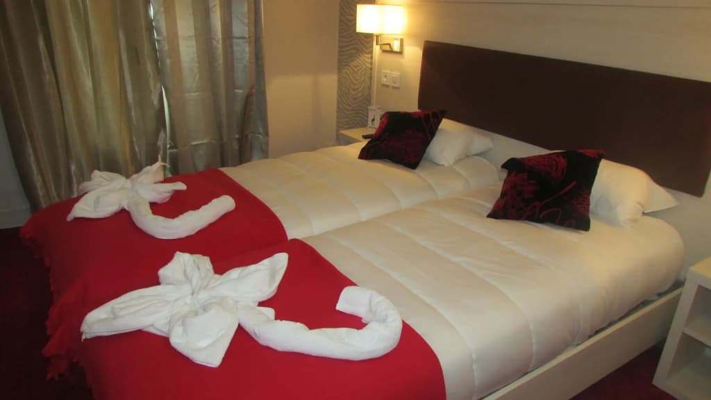 Hotel Pavillon Opera Lafayette - photo 4