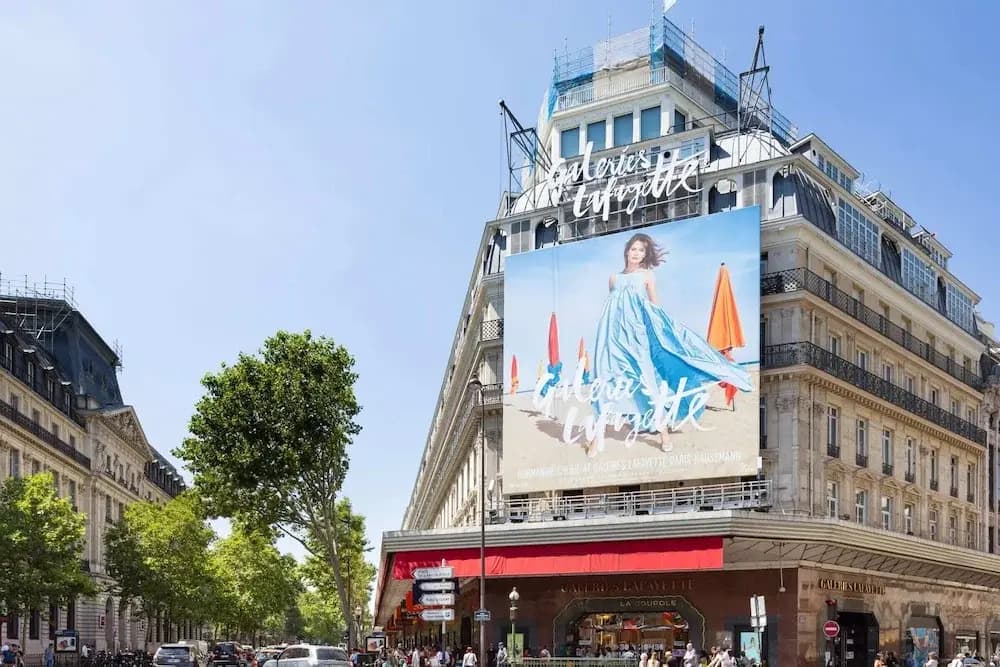 Modern Apartment Near Opera Garnier - main photo