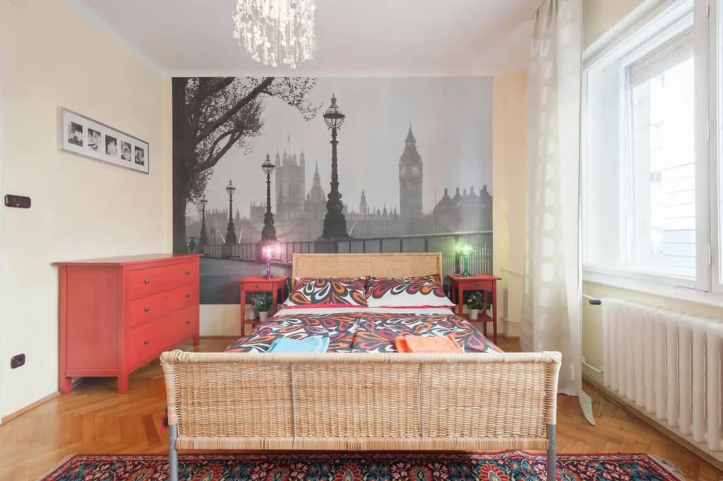 Parliament Apartment Downtown - photo 4